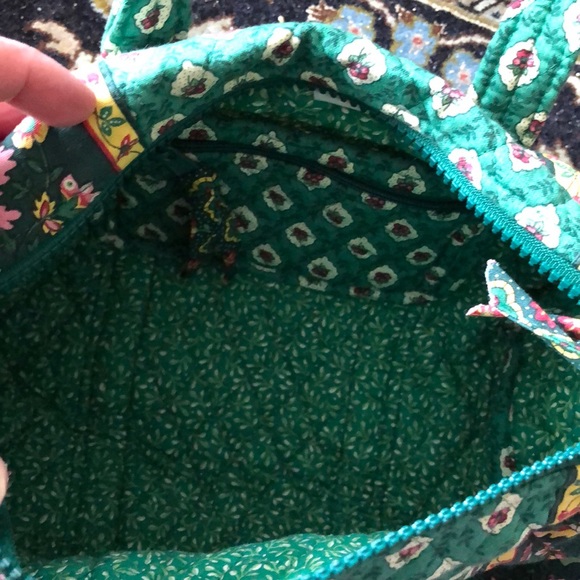 Retired Vera Bradley Handbag - Picture 2 of 3